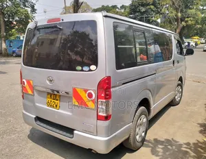 Toyota HiAce 2016 Grey