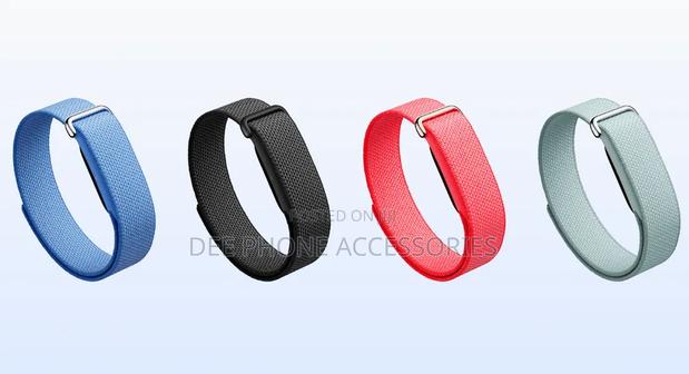 Google Fitbit Air Fitness Tracker - main view