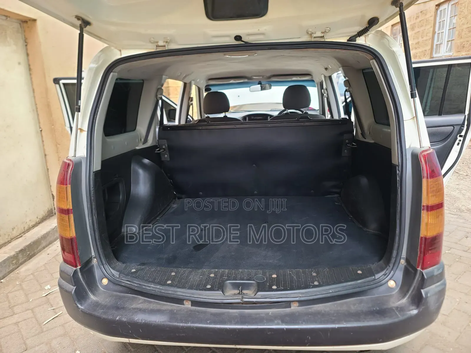 Toyota Succeed 2013 White