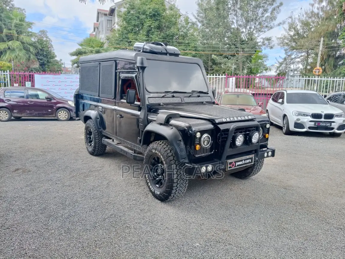 Land Rover Defender 2004 Black
