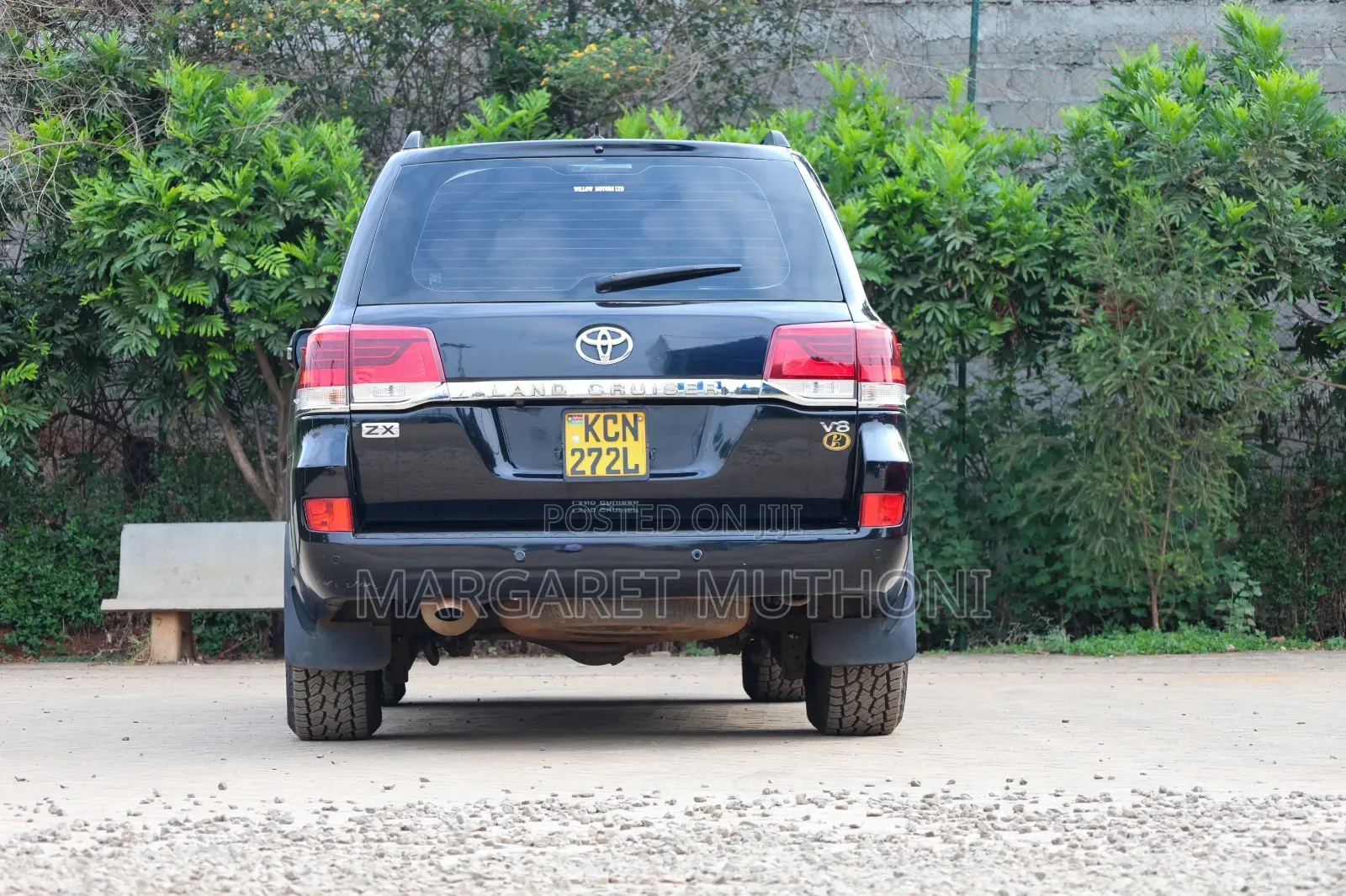 Toyota Land Cruiser 2010 Black