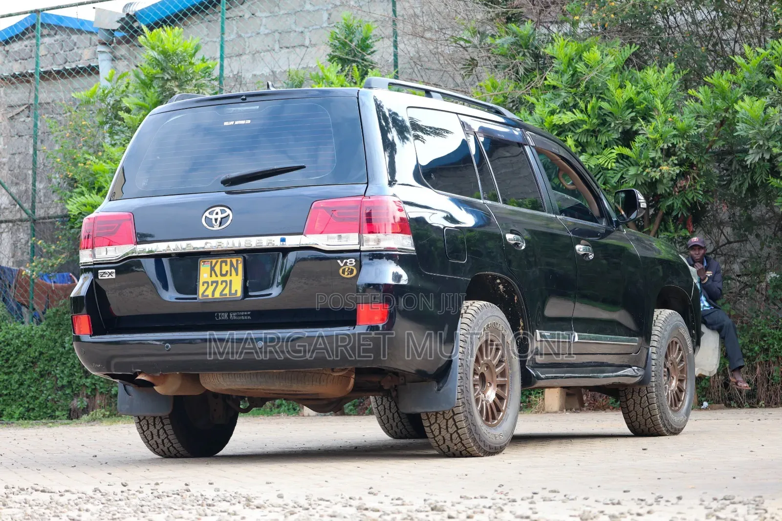 Toyota Land Cruiser 2010 Black