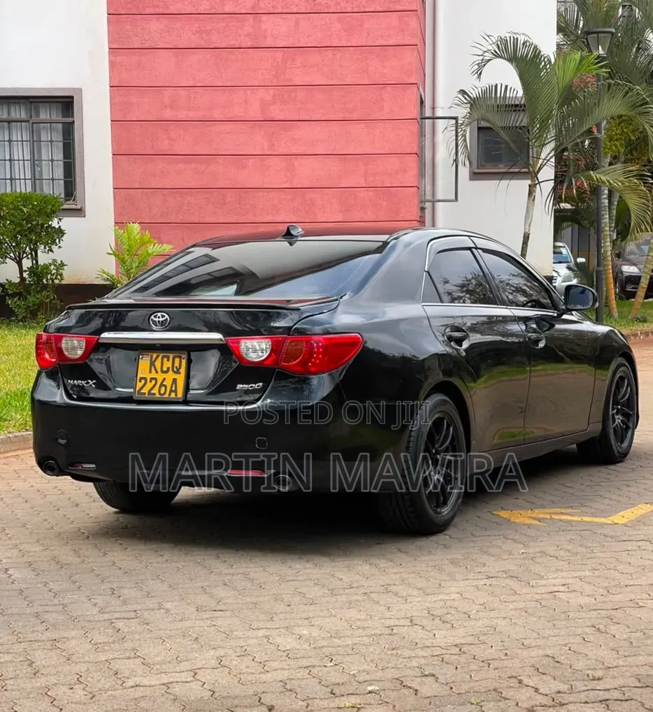 Toyota Mark X 2011 Black