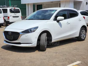 Mazda 2 2019 White