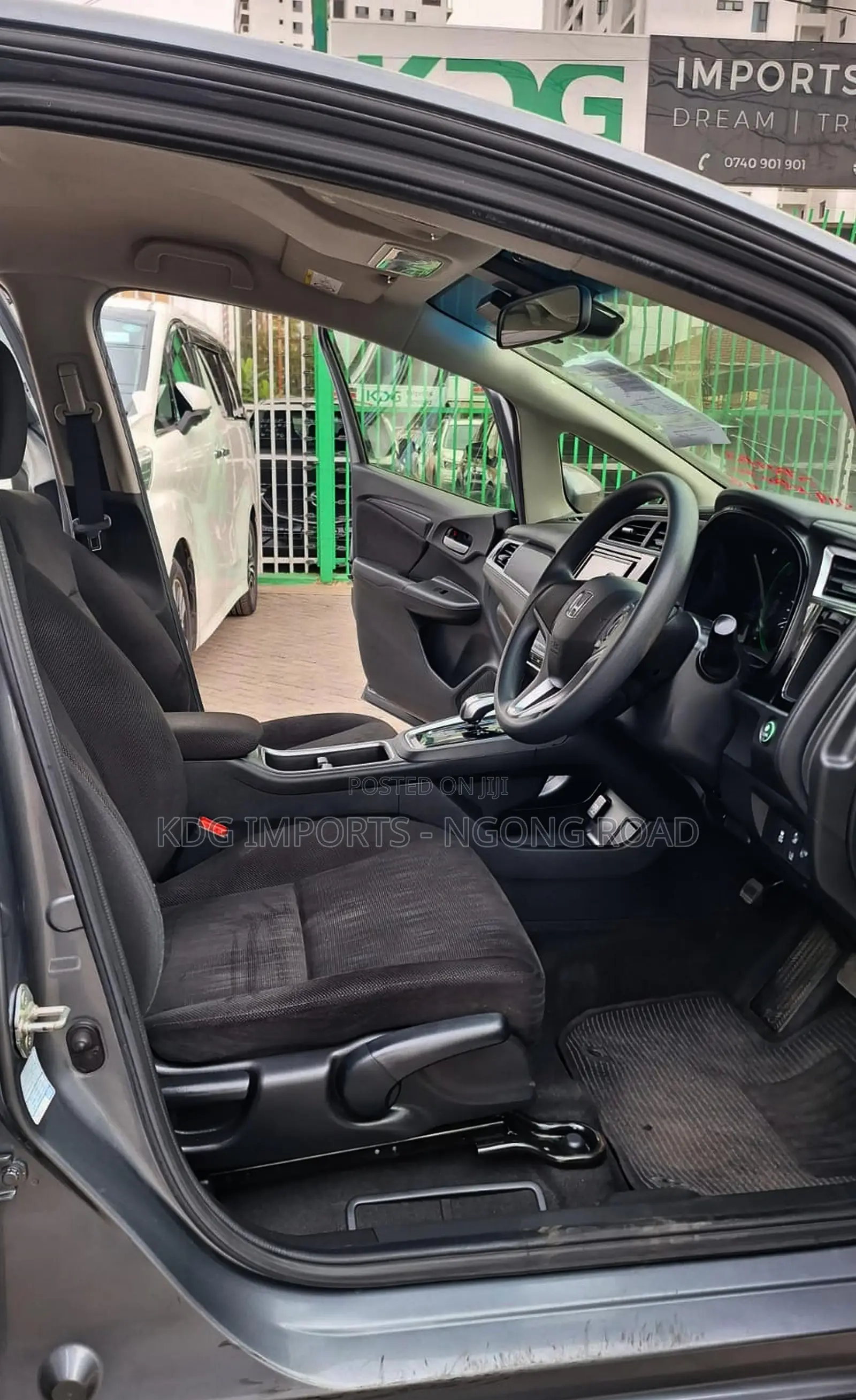 Honda Shuttle 2019 Gray