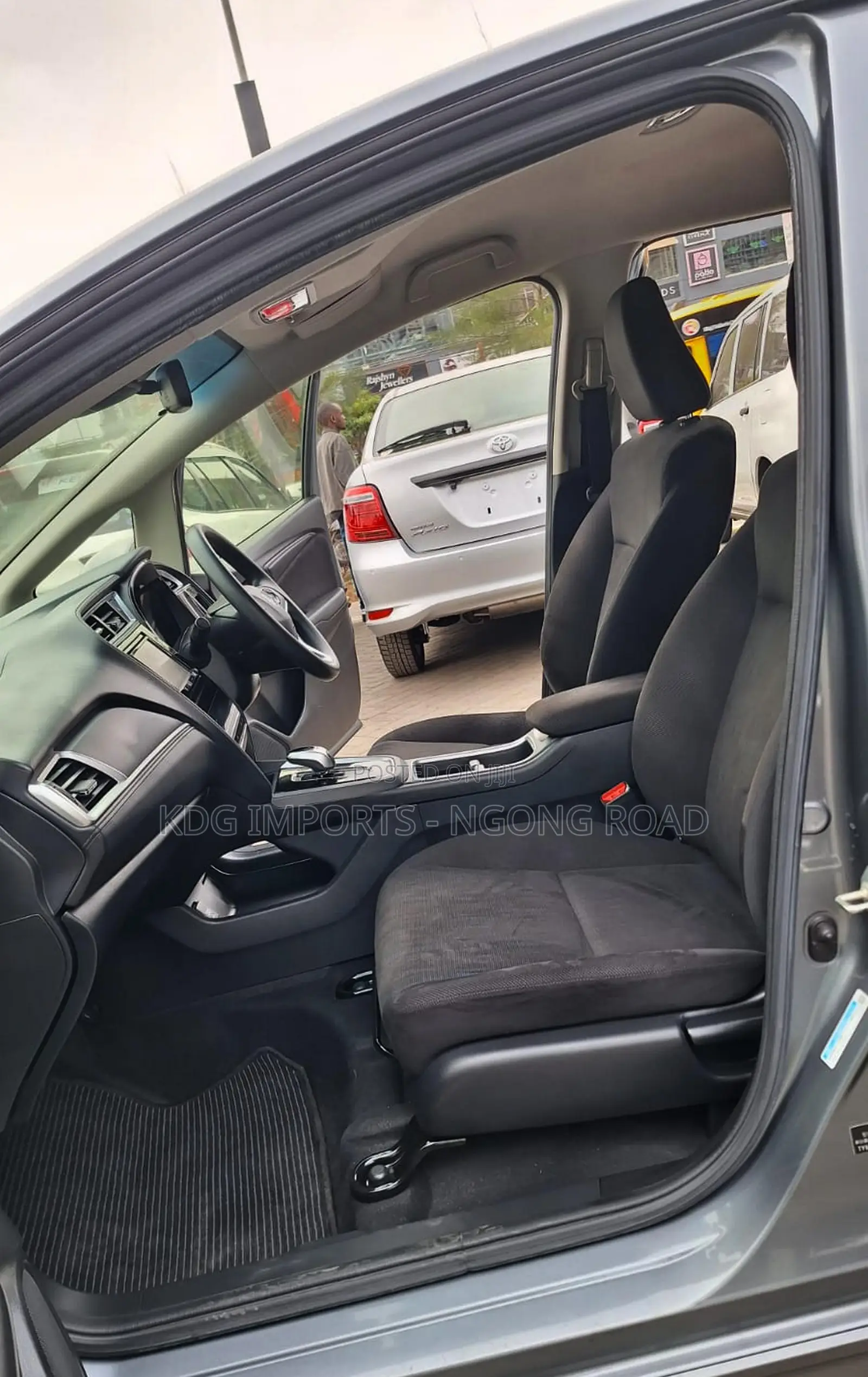 Honda Shuttle 2019 Gray