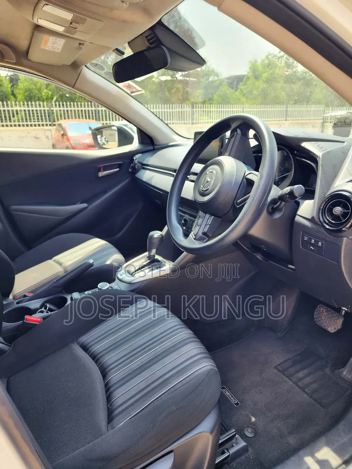 Mazda 2 2019 White
