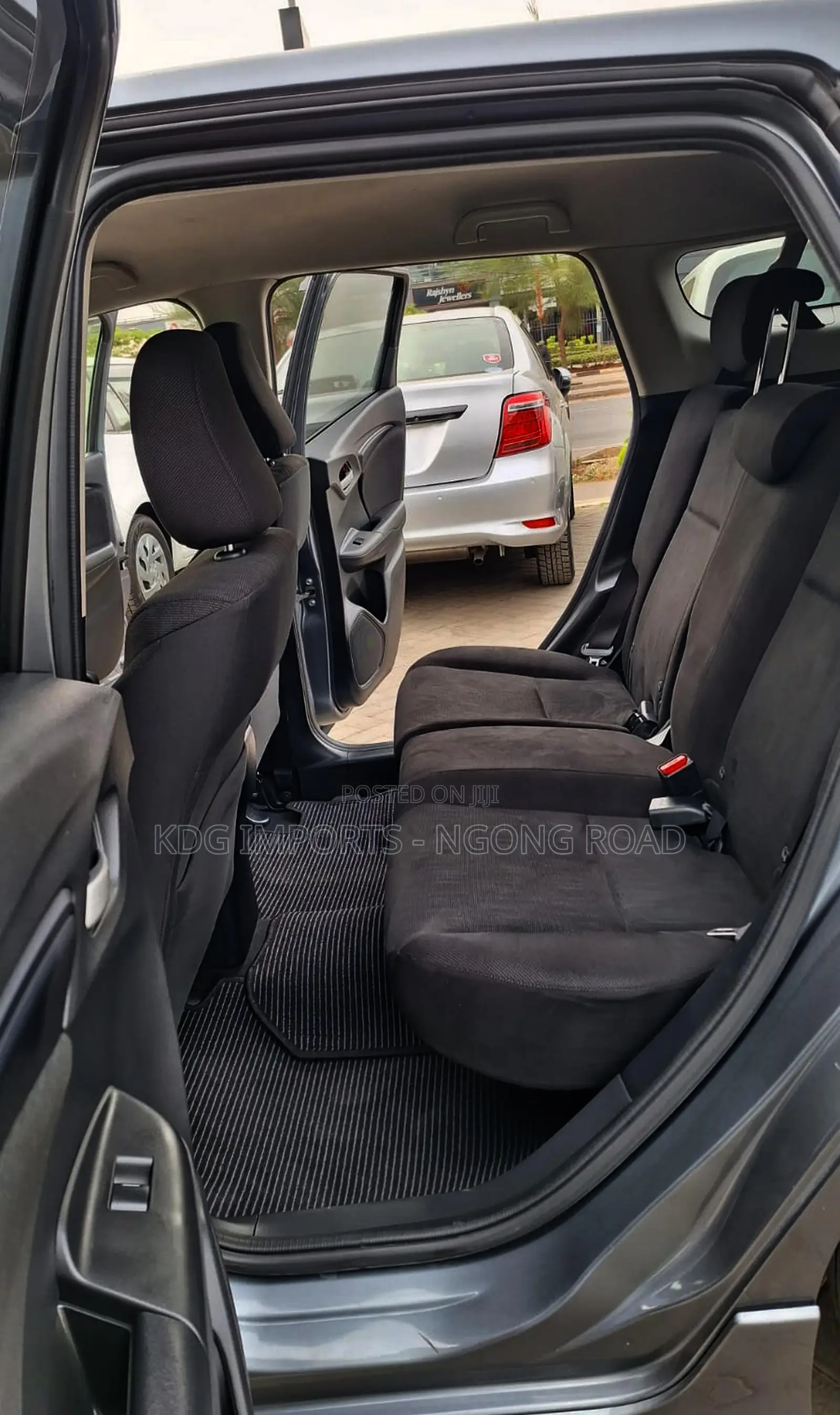 Honda Shuttle 2019 Gray