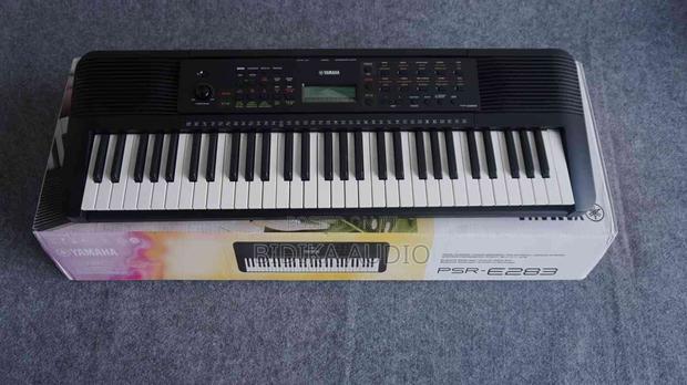 Yamaha PSR-E283 Keyboard 61key