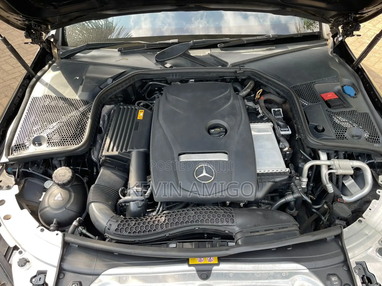 Mercedes-Benz C200 2018 Black
