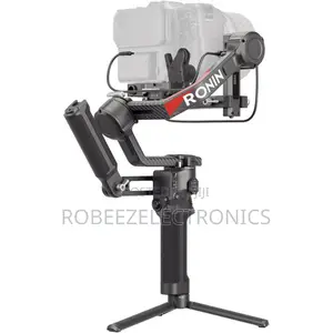 DJI RS 4 Pro Gimbal Stabilizer Combo