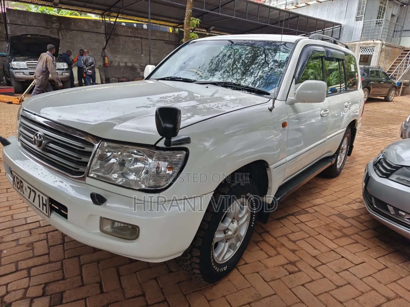 Toyota Land Cruiser 2004 Pearl