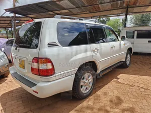 Toyota Land Cruiser 2004 Pearl