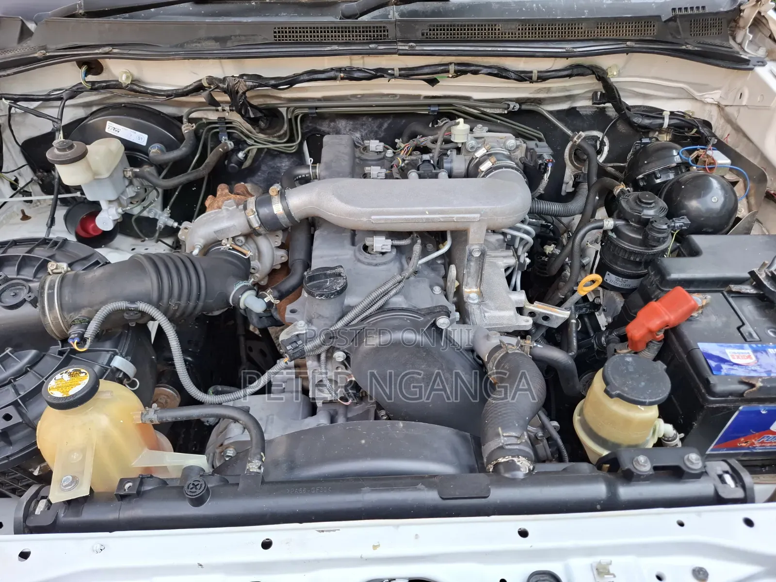 Toyota Hilux 2009 White