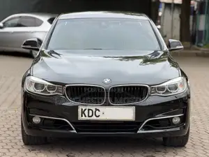 BMW 320i 2013 Black