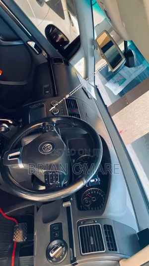 Volkswagen Touran 2014 Black