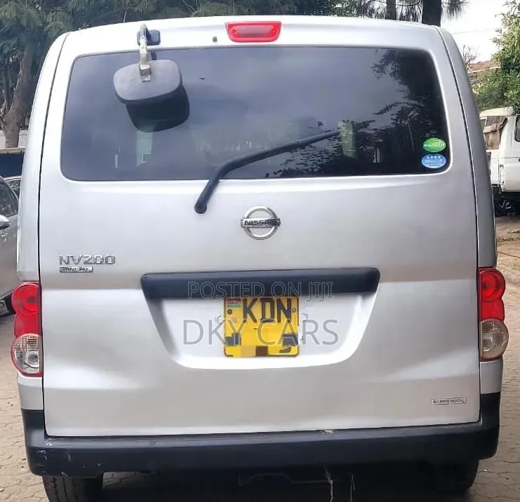 Nissan NV200 2017 Grey
