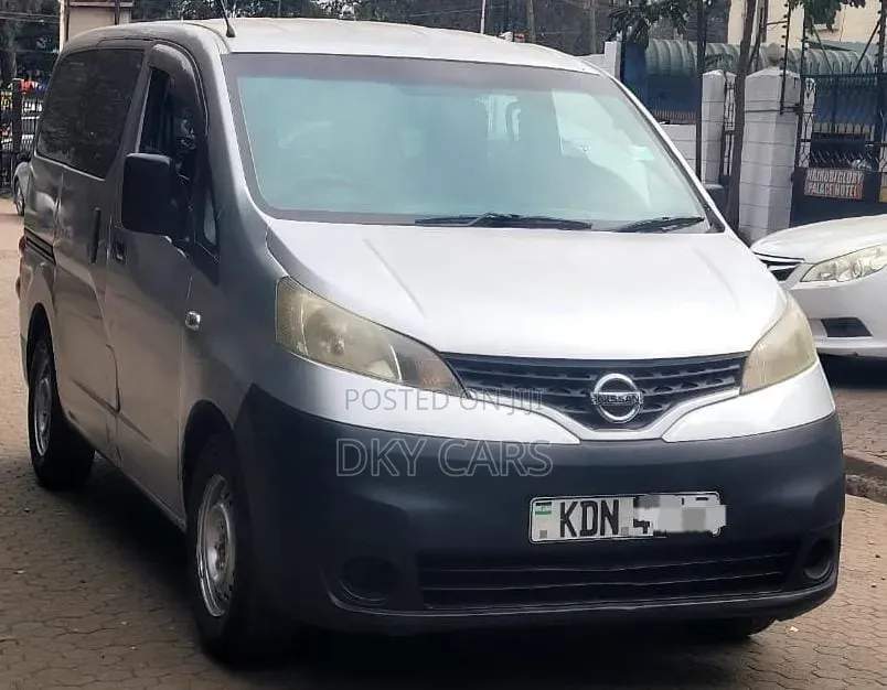 Nissan NV200 2017 Grey