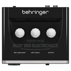 Behringer Solo Soundcard Behringer Um2