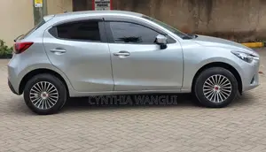 Mazda Demio 2015 Silver