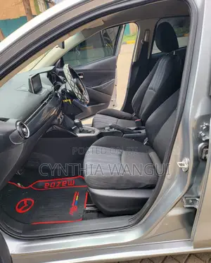 Mazda Demio 2015 Silver
