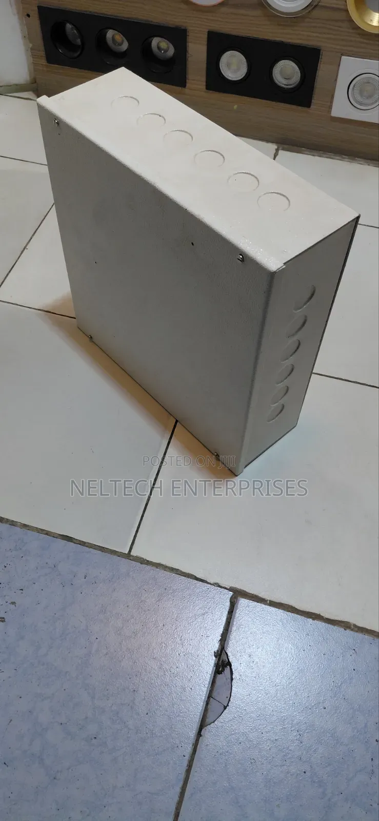 Adaptor Box Without Flash 12 by 12