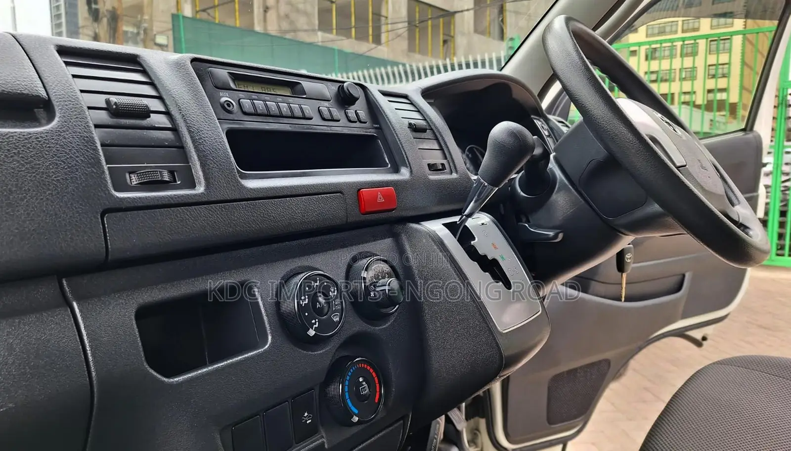 Toyota HiAce 2020 White