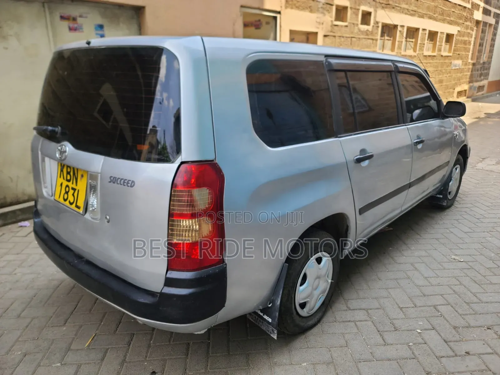 Toyota Succeed 2005 Silver