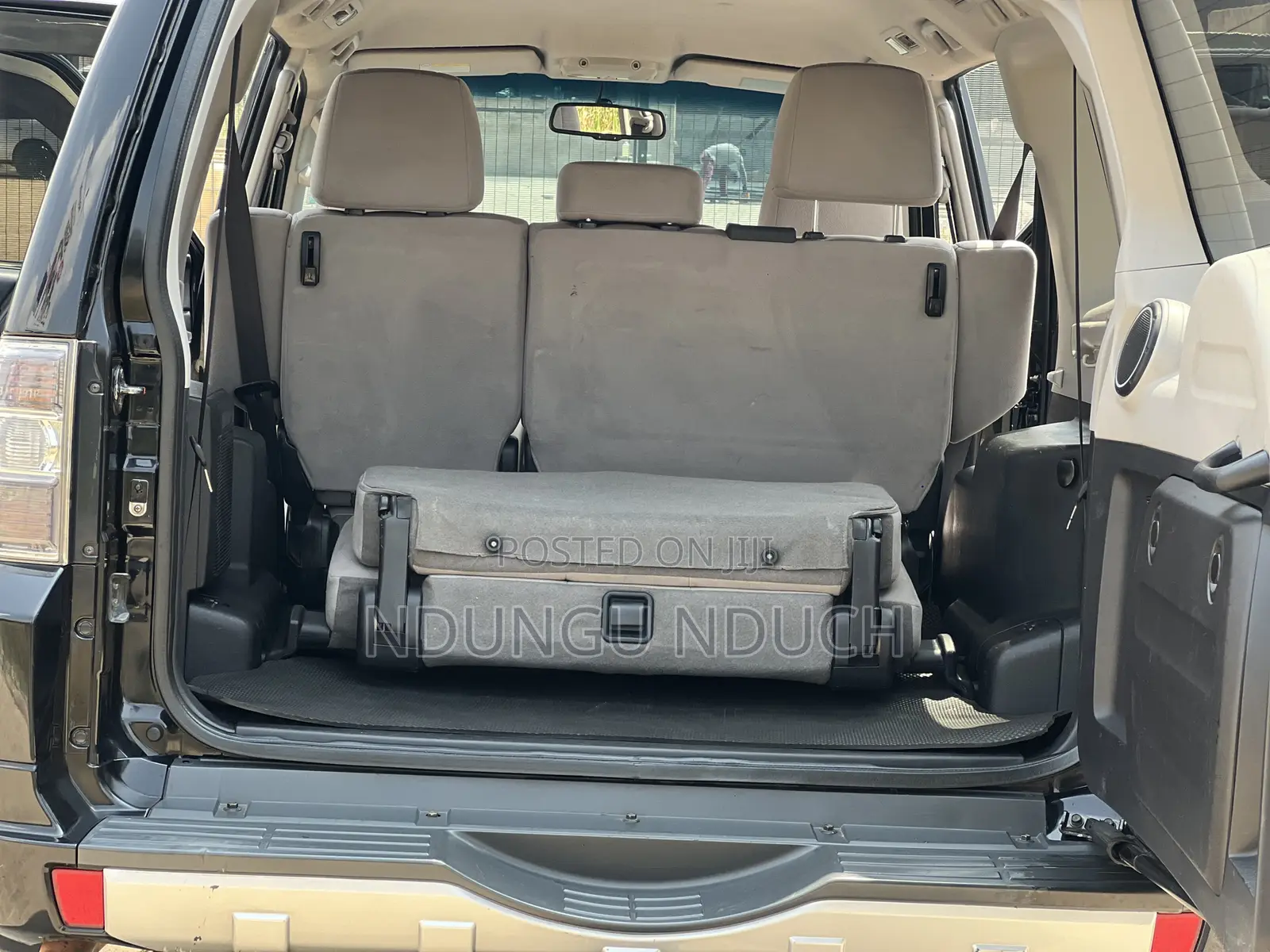 Mitsubishi Pajero 2010 Black