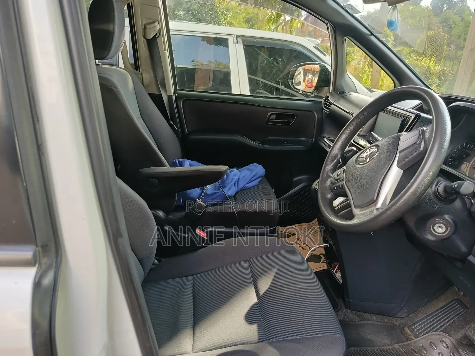 Toyota Noah 2024 White