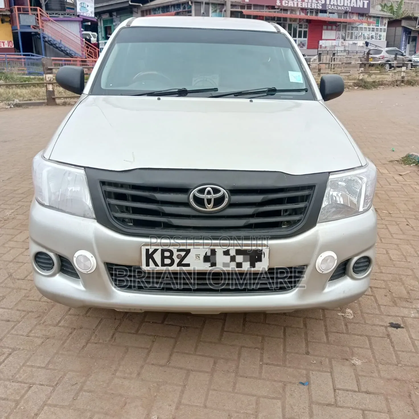 Toyota Hilux 2012 Silver