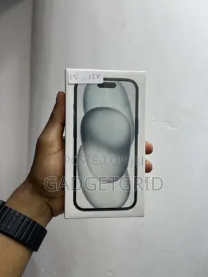 New Apple iPhone 15 128 GB Green