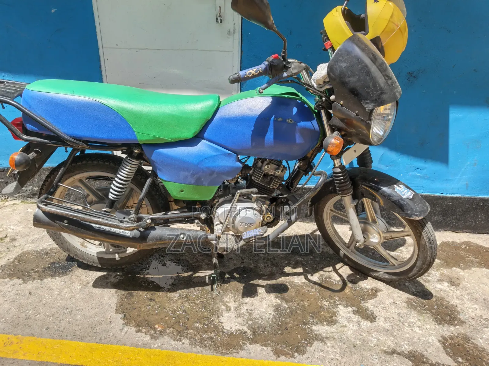 TVS HLX 125 2025 Blue