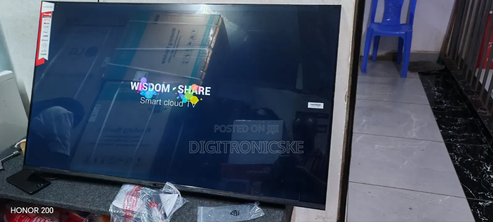 Vitron 50" Smart Android FHD TV Htc5008fs
