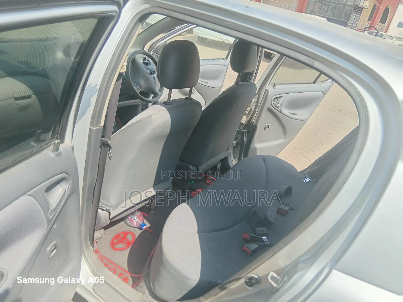 Toyota Vitz 2003 Silver