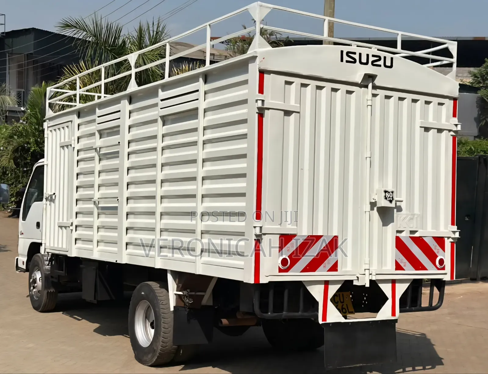 Isuzu NPR Local 2019 White