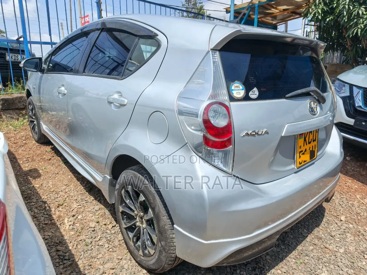 Toyota Aqua 2012 Silver