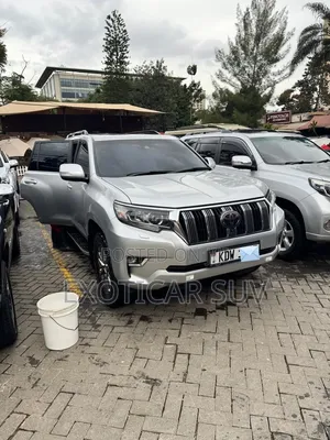 Toyota Land Cruiser Prado 3.0 190hp 2019 Silver