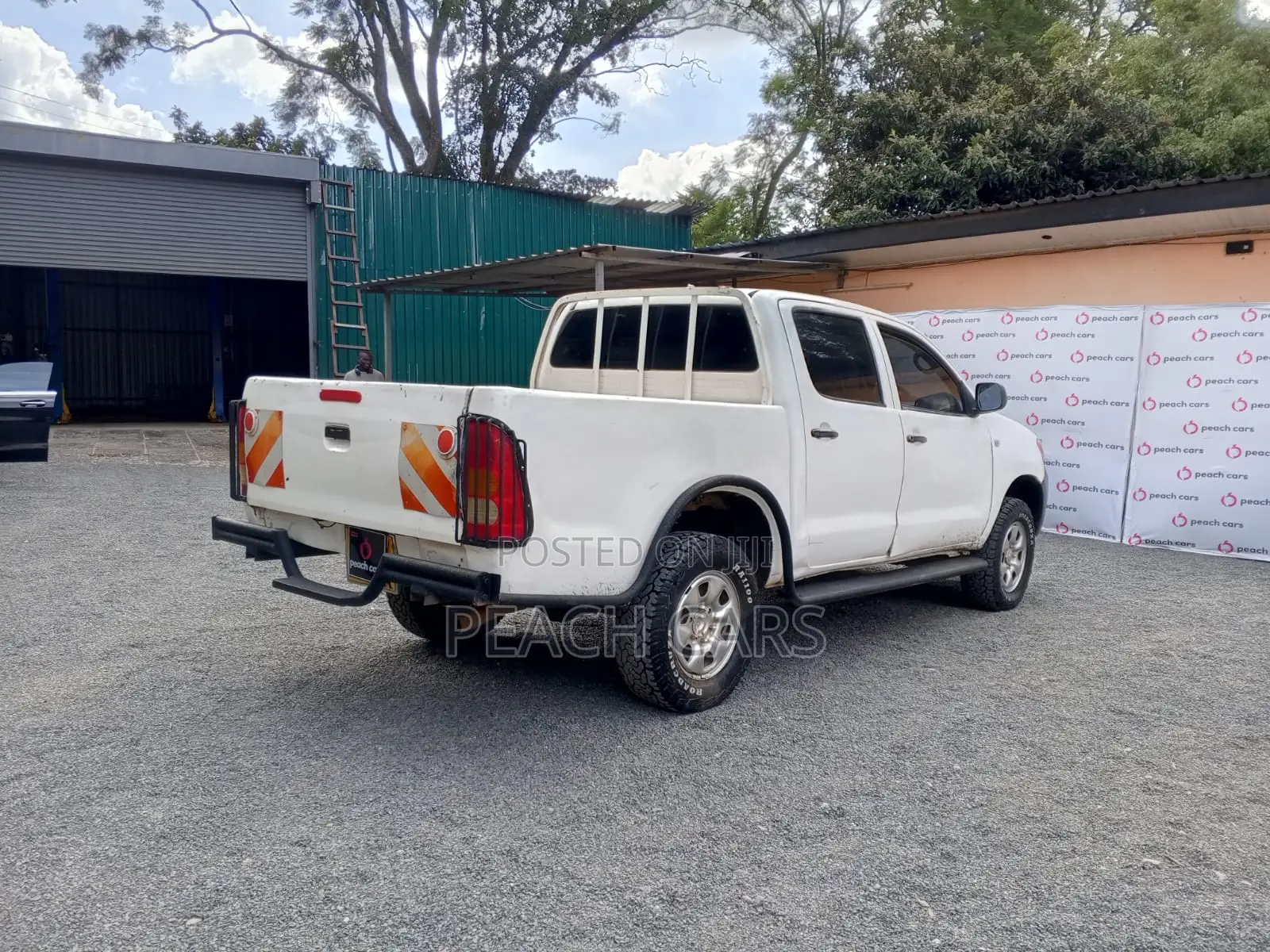 Toyota Hilux 2010 White