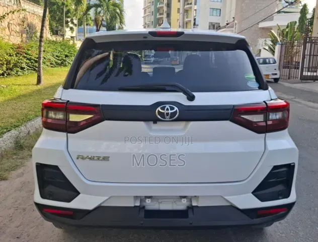 Toyota Raize 2020 White