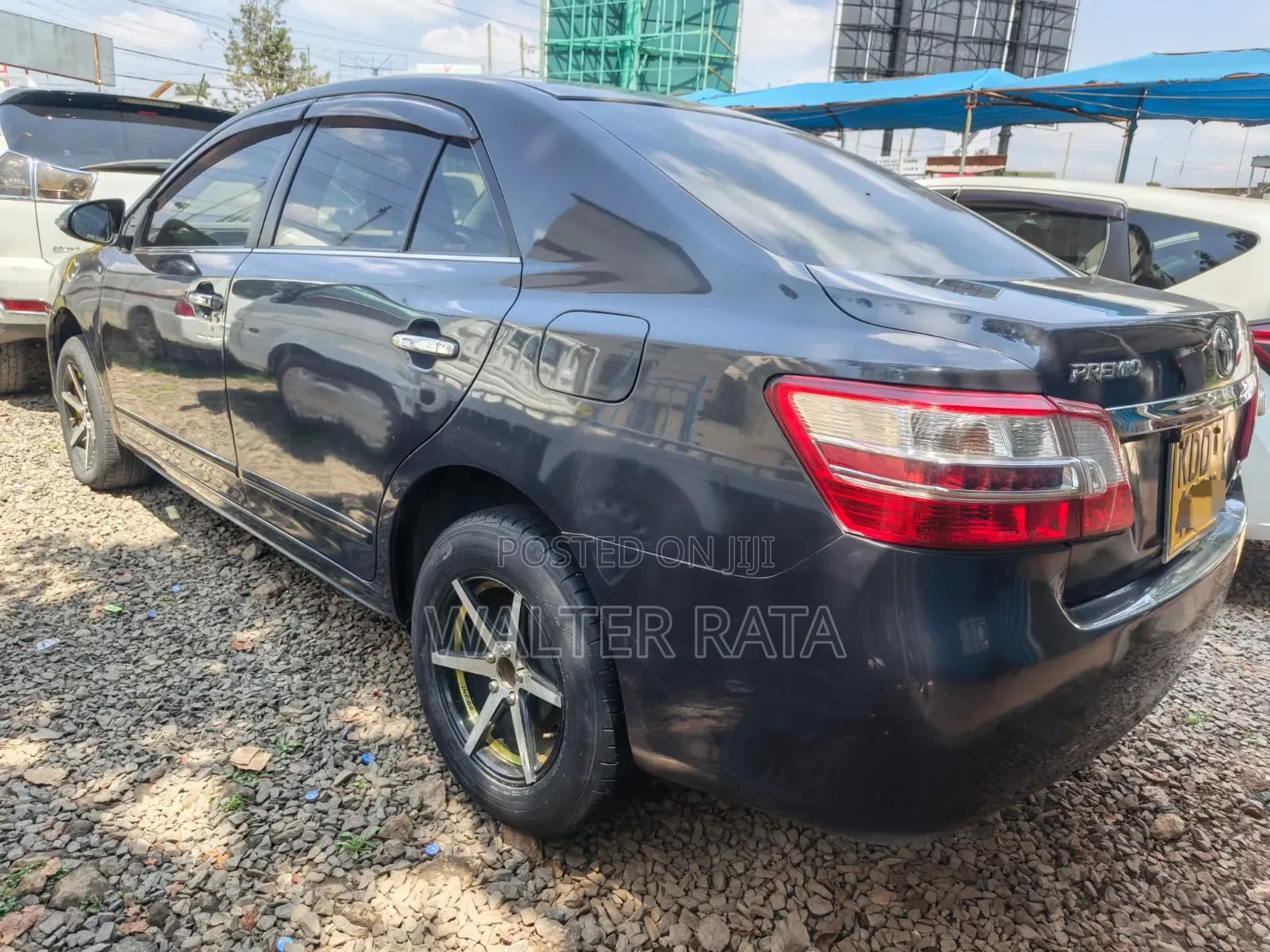 Toyota Premio 2015 Black