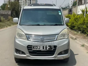 Suzuki Solio 2015 Silver