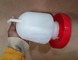 Plastic Chicken Waterer Drinker