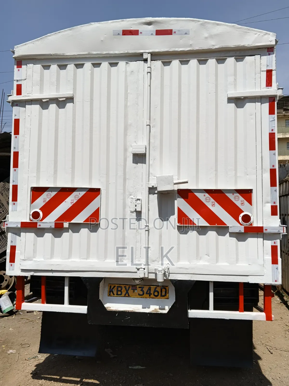 Mitsubishi Fh 2013 White