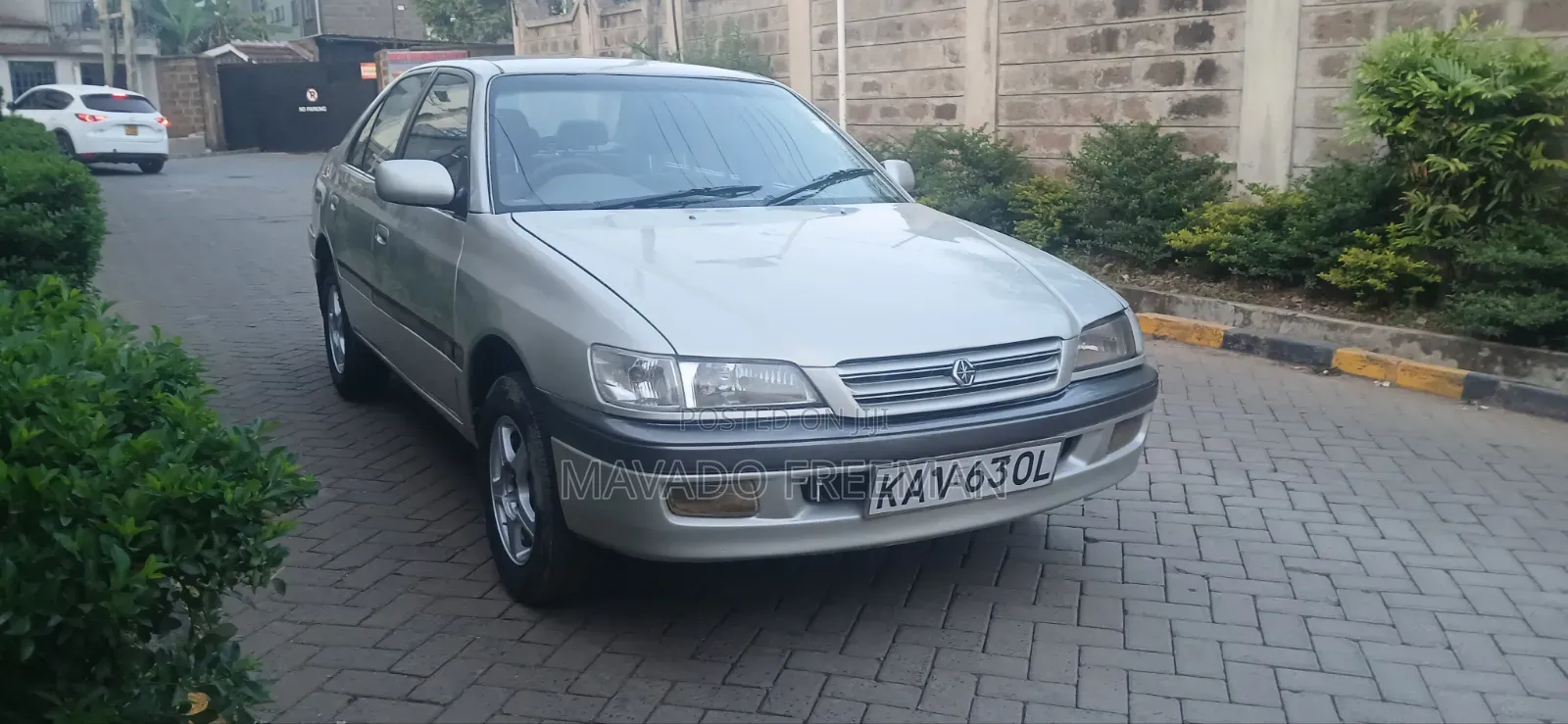 Toyota Premio 2002 Gold