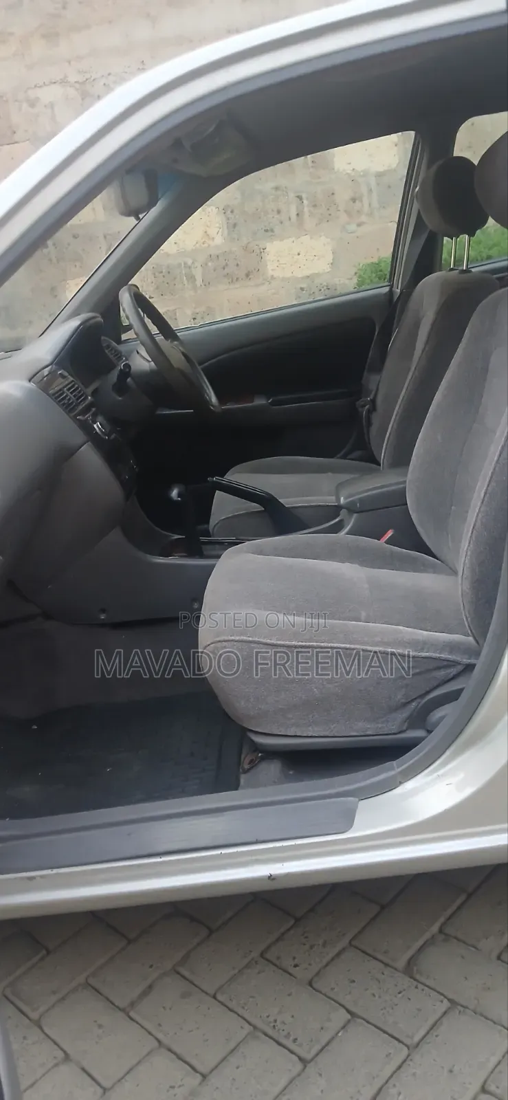 Toyota Premio 2002 Gold