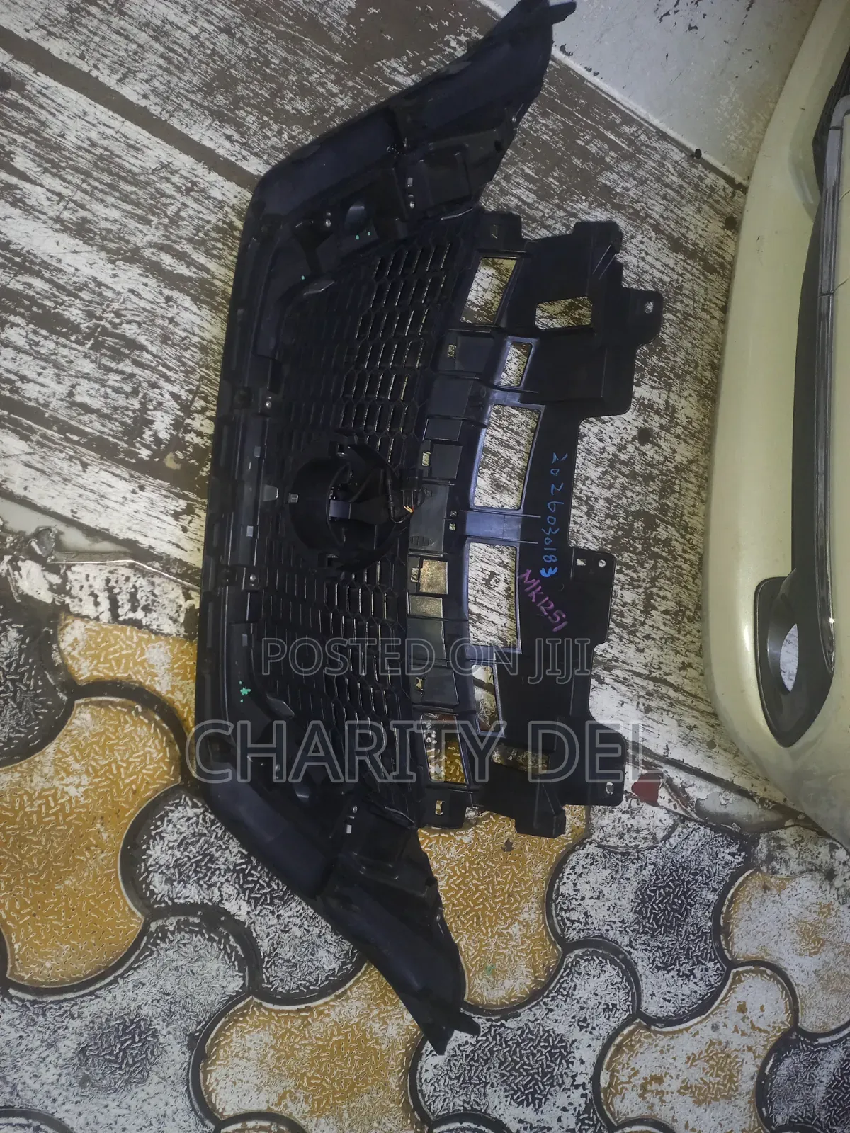 Nissan Note 2018 Hybrid Grille With Camera