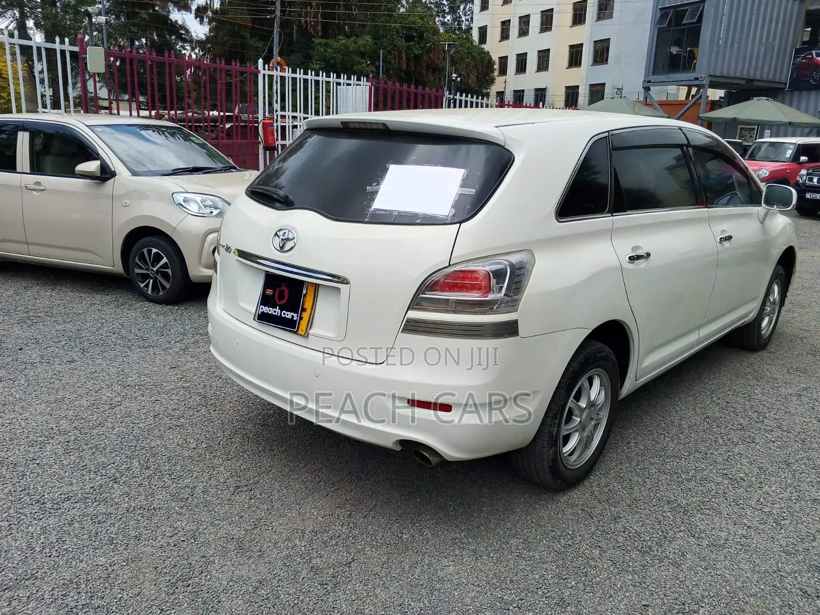 Toyota Mark X Zio 2012 White