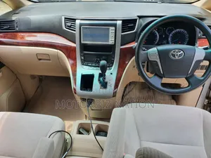 Toyota Vellfire V 2.4 4WD 8-Seater 2011 Silver