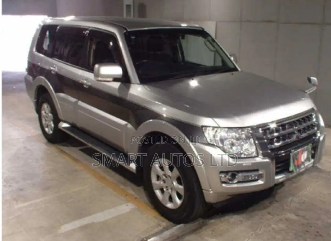 Mitsubishi Pajero 2019 Silver
